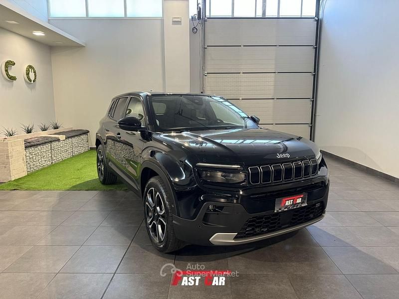 Usata Jeep Avenger Summit 101 CV (74 kW) 2024 Nero SUV