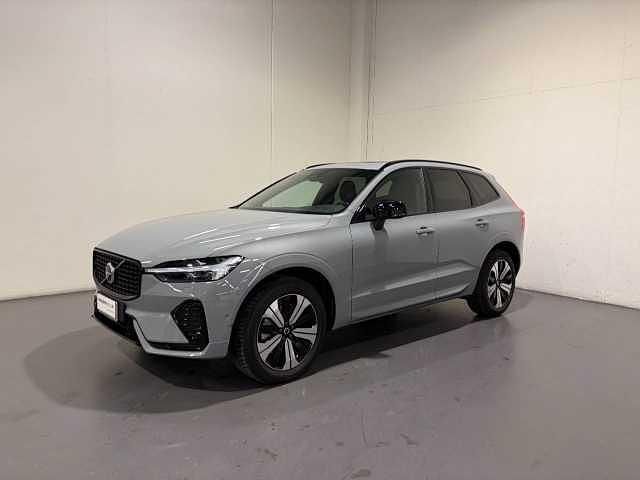 Usata Volvo XC60 Plus 250 CV (183 kW) 2025 Grigio SUV