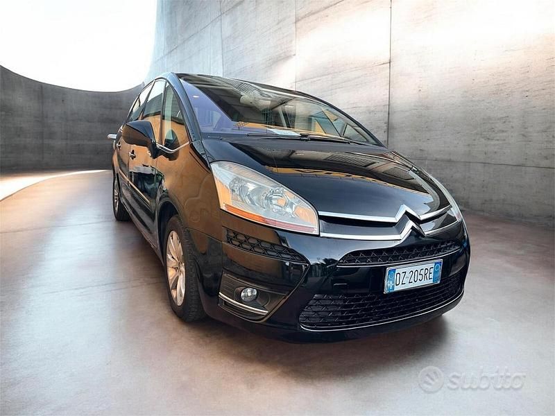 Nero Usata 2010 Citroën Grand C4 Picasso Exclusive Monovolume | 3900 € (Buon prezzo) - Immagine 1/4