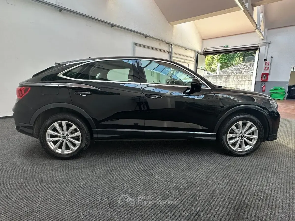 Usata Audi Q3 150 CV (110 kW) 2023 Nero SUV