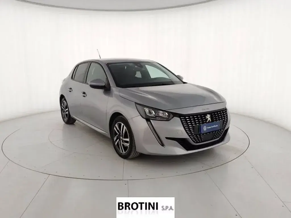Usata Peugeot 208 Allure 101 CV (74 kW) 2021 Grigio metallizzato Utilitaria