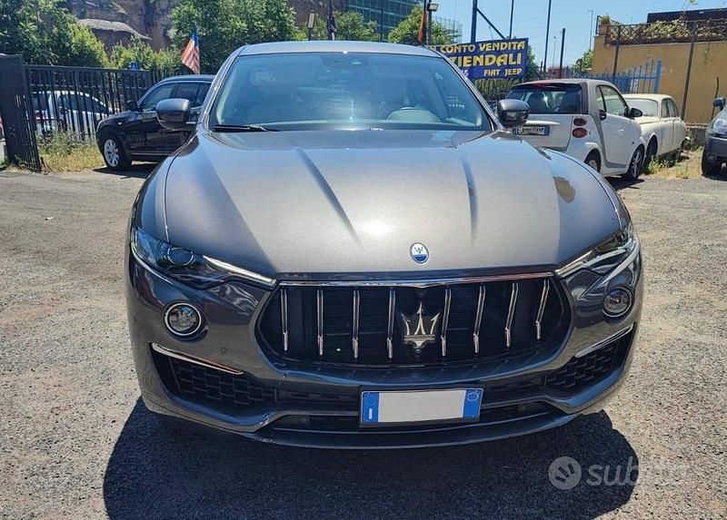 Usata Maserati Levante GT 330 CV (242 kW) 2022 Grigio SUV