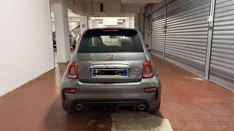 Usata Abarth 595C Turismo 165 CV (121 kW) 2022 Grigio Cabrio