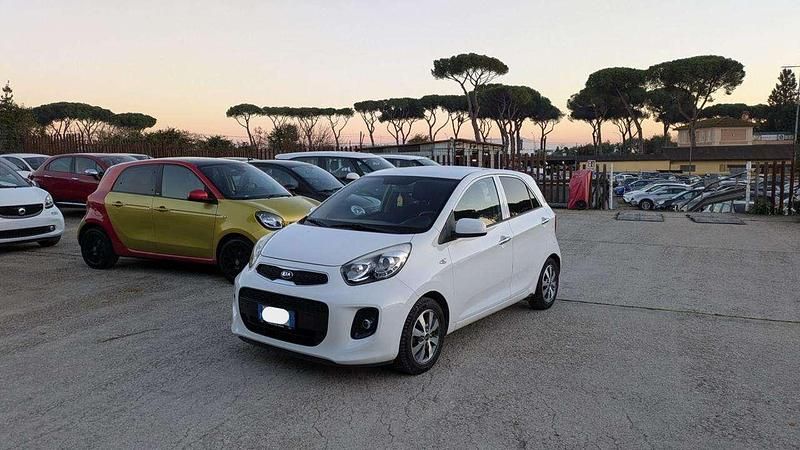 Bianco Usata 2017 Kia Picanto Due volumi | 7500 € (Buon prezzo) - Immagine 1/4