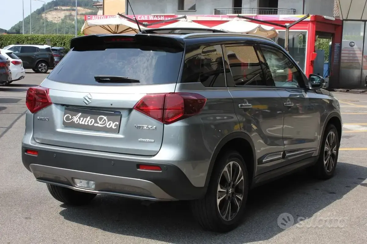 Usata Suzuki Vitara 140 CV (102 kW) 2019 Grigio SUV