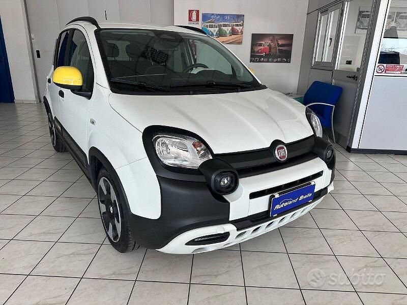 Usata Fiat Panda 65 CV (47 kW) 2024 Bianco Utilitaria