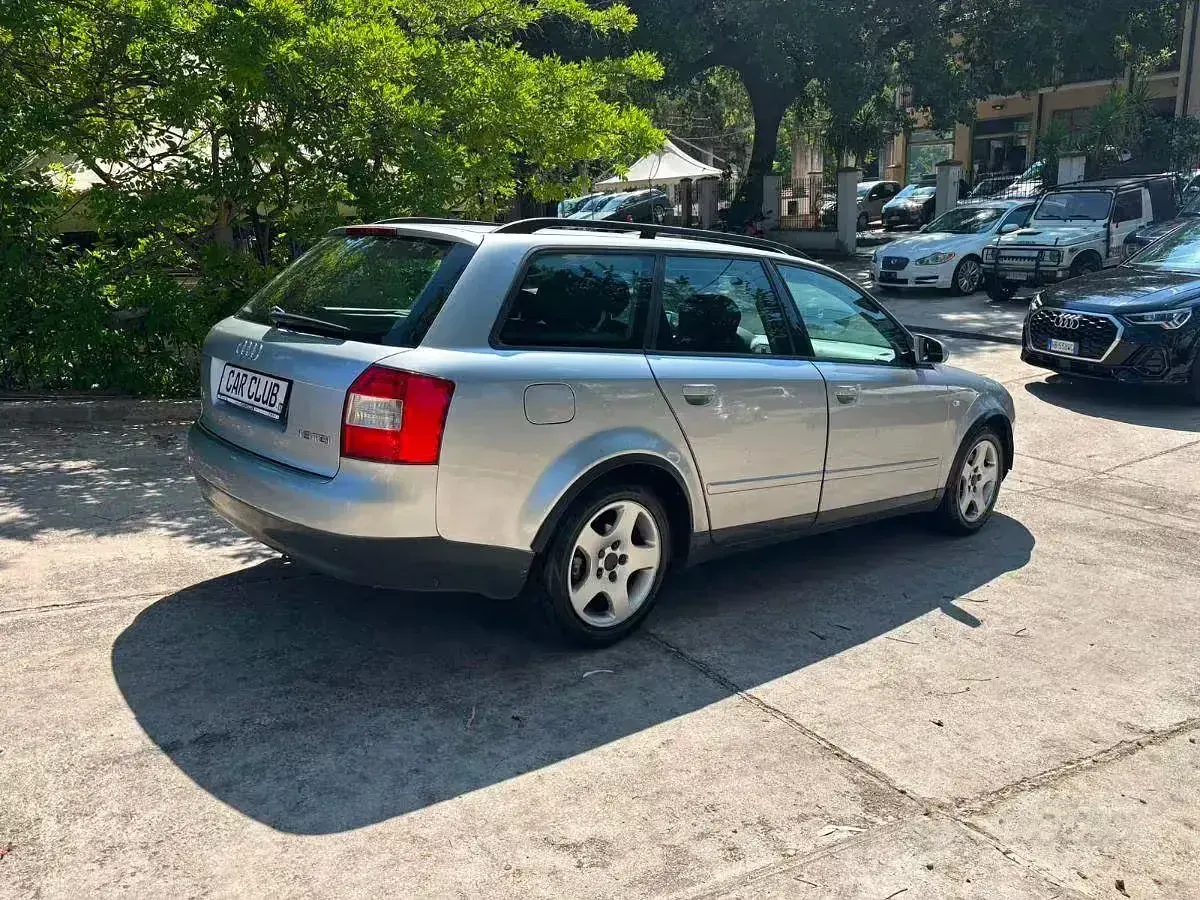 Usata Audi A4 130 CV (95 kW) 2003 Argento Station wagon