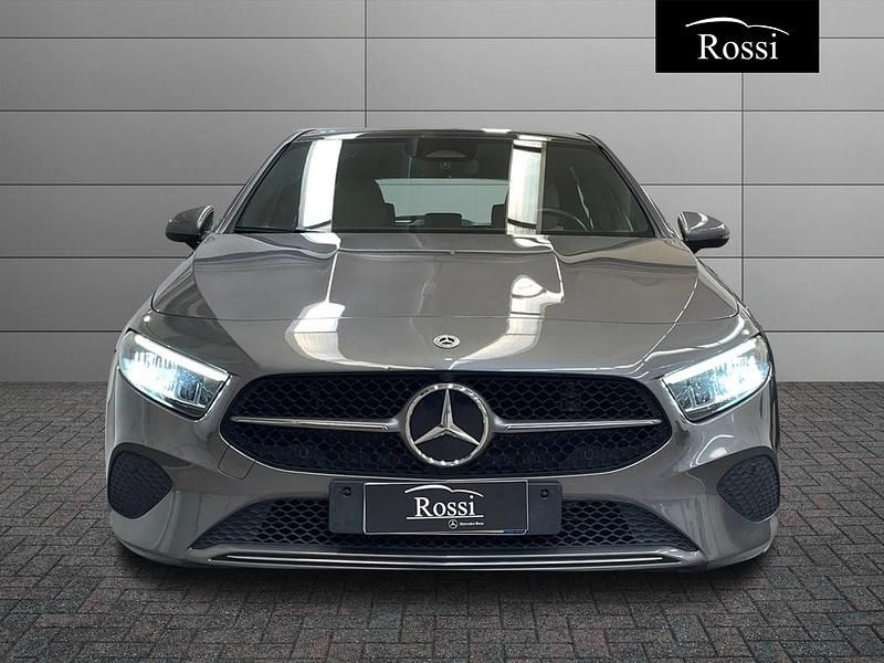 Usata Mercedes A180 Advanced Plus 116 CV (85 kW) 2023 Nero Berlina