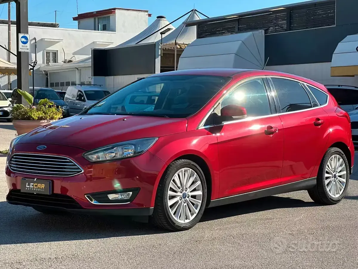 Usata Ford Focus Titanium 120 CV (88 kW) 2018 Rosso Berlina
