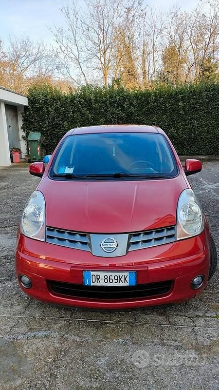 Usata Nissan Note 2008 Rosso Monovolume