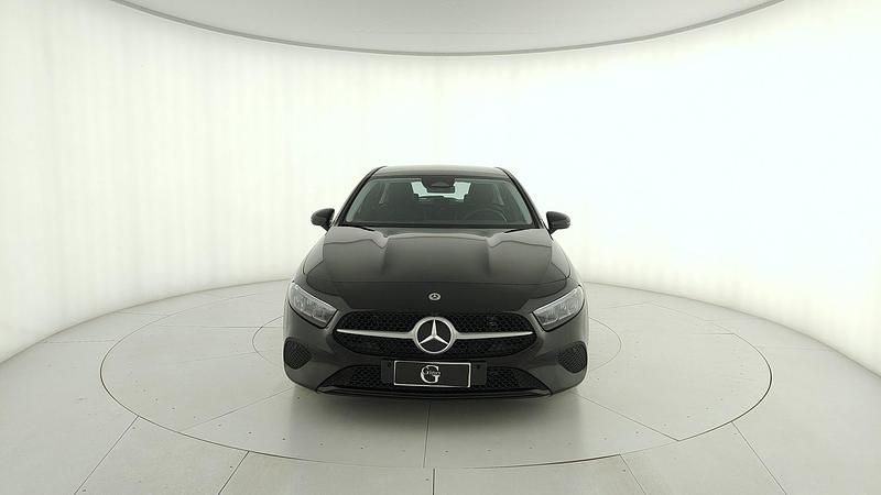 Usata Mercedes A180 Advanced 116 CV (85 kW) 2025 Nero Berlina