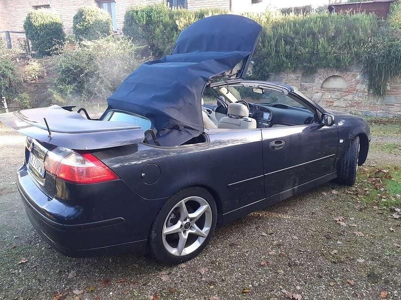 Blu/azzurro Usata 2004 Saab 9-3 Cabriolet Vector Cabrio | 5700 € (Super prezzo) - Immagine 1/4