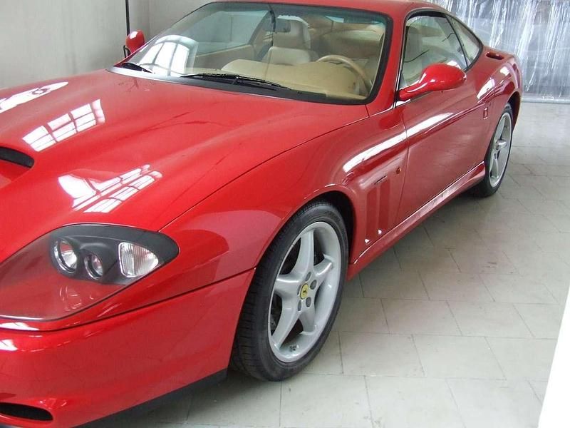 Usata Ferrari 550 485 CV (356 kW) 1997 Rosso Coupé