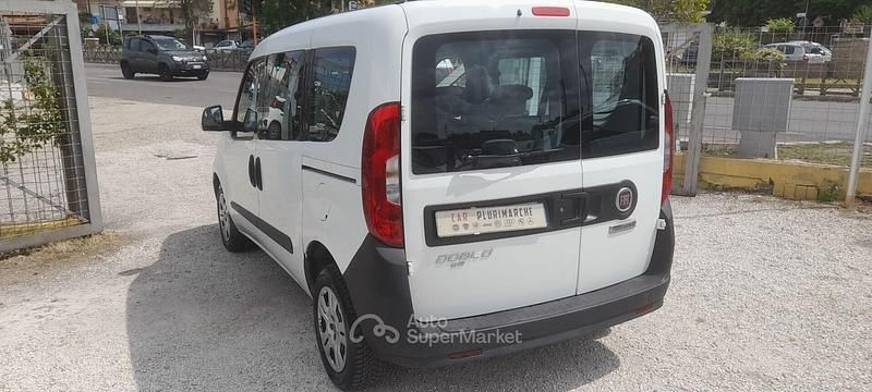 Usata Fiat Doblò 95 CV (69 kW) 2018 Bianco Monovolume