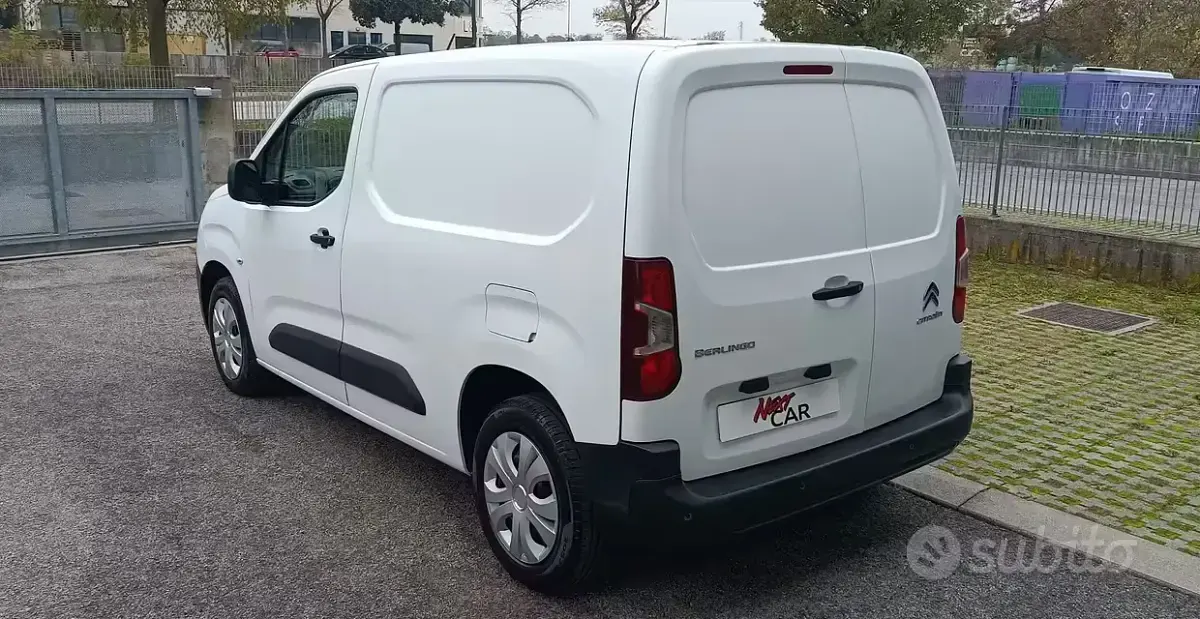 Usata Citroën Berlingo 100 CV (73 kW) 2021 Bianco Monovolume