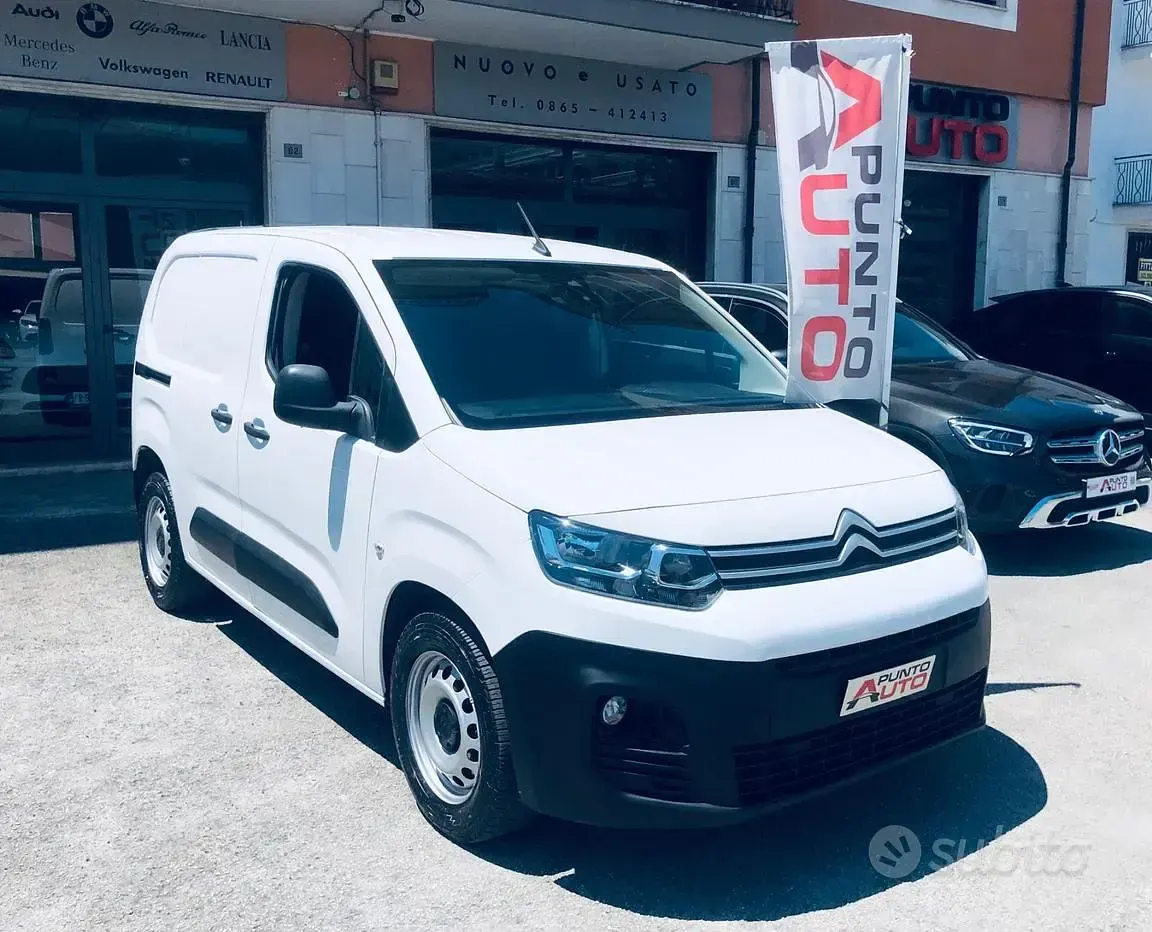 Usata Citroën Berlingo 102 CV (75 kW) 2020 Bianco Monovolume