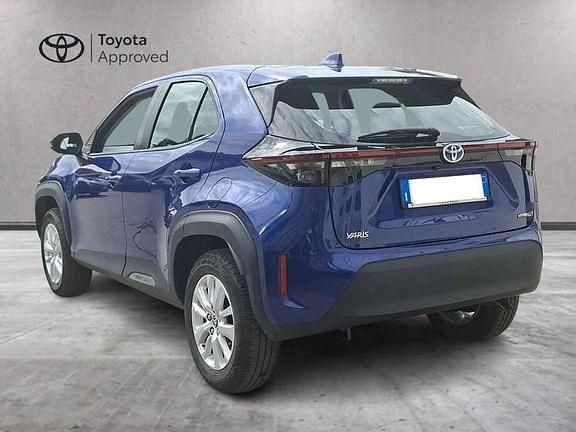 Usata Toyota Yaris Hybrid Active 2021 Blu Pick-up