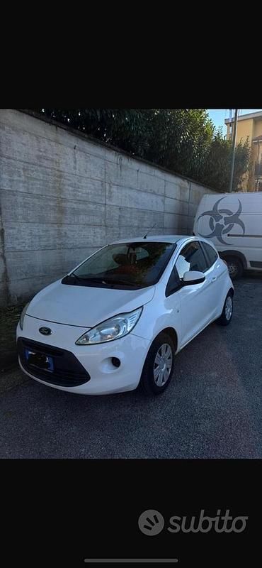 Usata 2009 Ford Ka Due volumi | 3300 € (Super prezzo) - Immagine 1/4