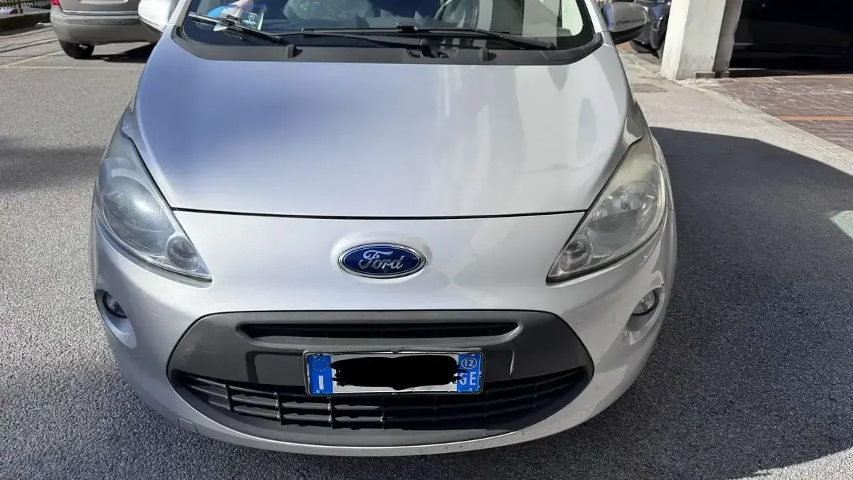 Usata Ford Ka Titanium 69 CV (50 kW) 2012 Grigio Utilitaria