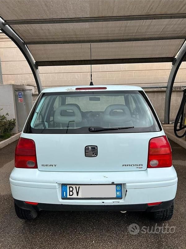 Usata Seat Arosa 75 CV (55 kW) 2001 Utilitaria