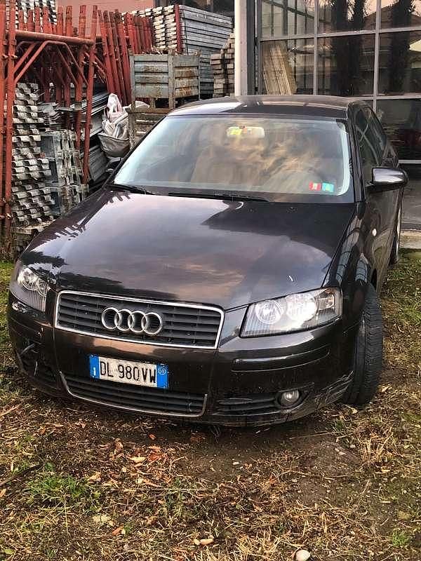 Usata Audi A3 Ambition 140 CV (102 kW) 2003 Grigio Utilitaria
