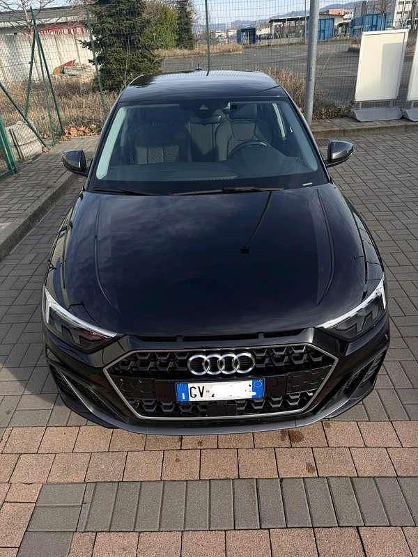 Usata Audi A1 Sportback S-Line 95 CV (69 kW) 2024 Nero Utilitaria
