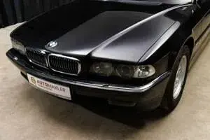 Usata BMW 750 326 CV (239 kW) 2000 Nero Berlina