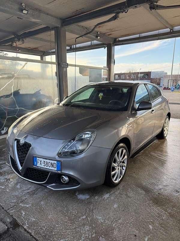 Usata Alfa Romeo Giulietta 120 CV (88 kW) 2019 Berlina