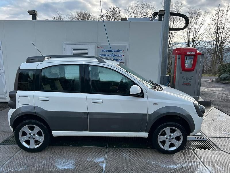 Usata Fiat Panda Cross 2010 Bianco Utilitaria