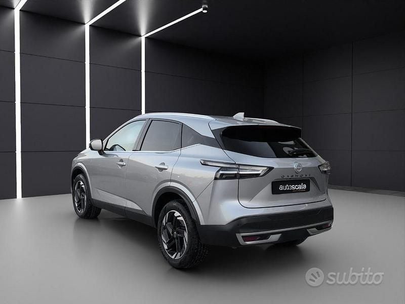 Usata Nissan Qashqai N-Connecta 140 CV (102 kW) 2025 Gray SUV