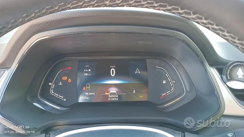 Usata Renault Captur 100 CV (73 kW) 2023 Blu SUV