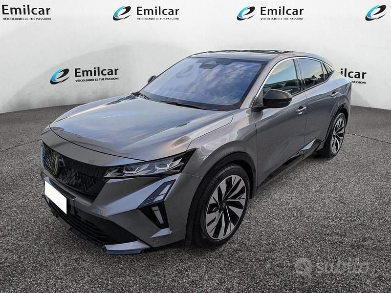 Usata Renault Rafale Techno 131 CV (96 kW) 2025 Grigio scisto SUV