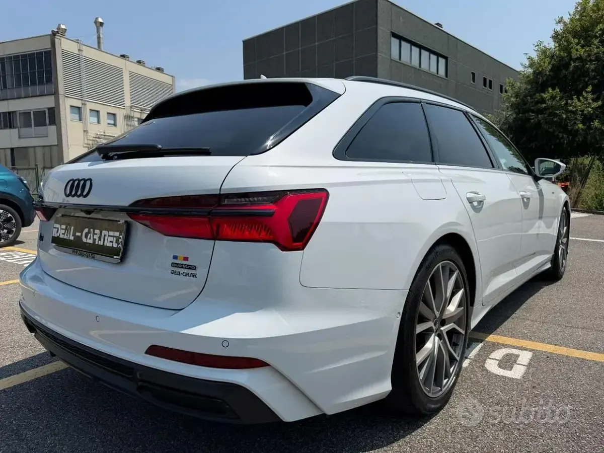 Usata Audi A6 S-Line 204 CV (150 kW) 2022 Bianco Station wagon