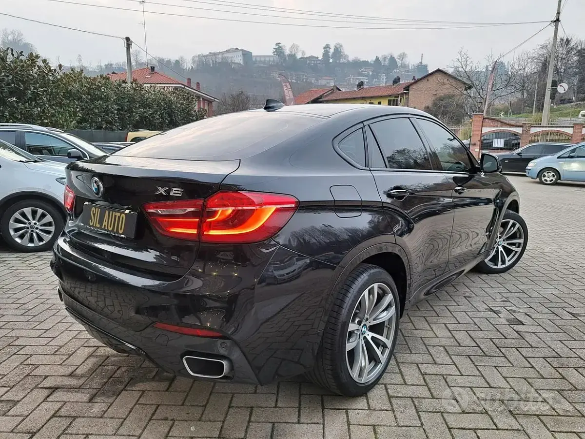 Usata BMW X6 Efficient Dynamics 249 CV (183 kW) 2018 Nero SUV