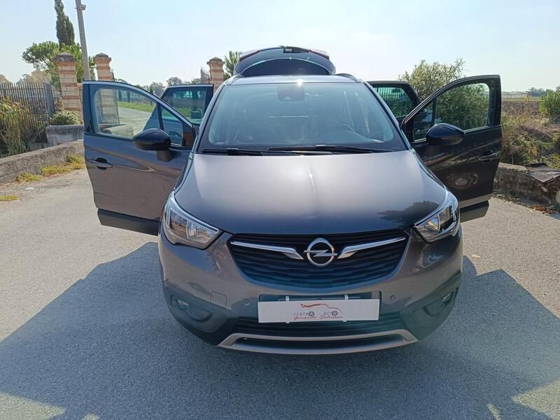Usata Opel Crossland X Innovation 102 CV (75 kW) 2019 Grigio SUV