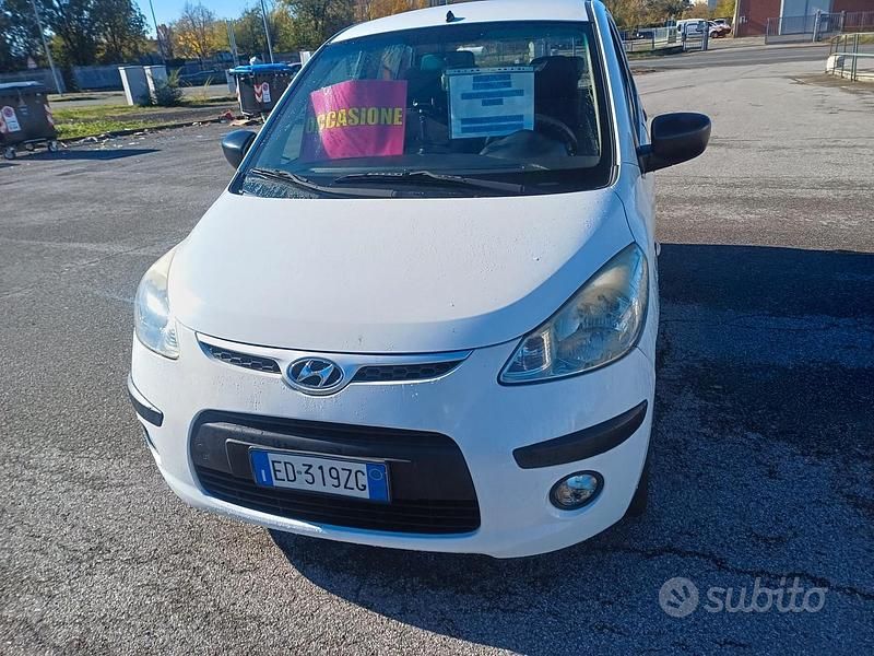 Usata Hyundai i10 66 CV (48 kW) 2010 Bianco Utilitaria
