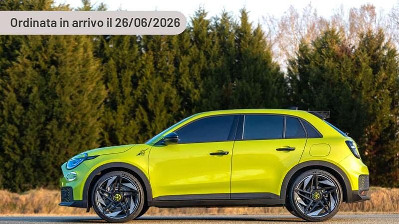 Nuova Abarth 600e Turismo 105 kW (143 CV) 2025 Argento SUV