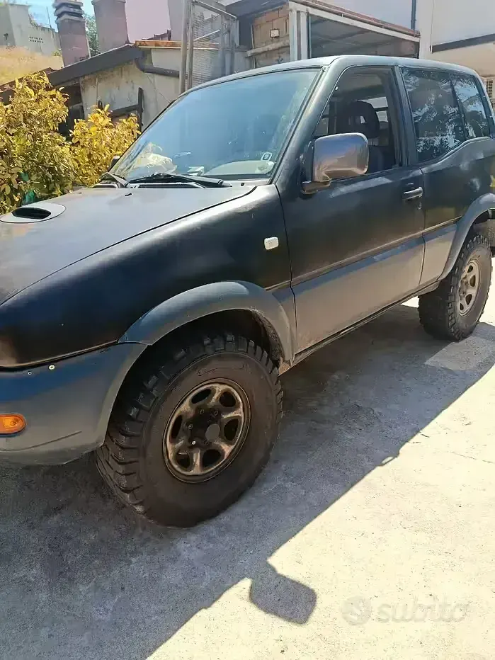 Usata Nissan Terrano 125 CV (91 kW) 1999 Nero SUV