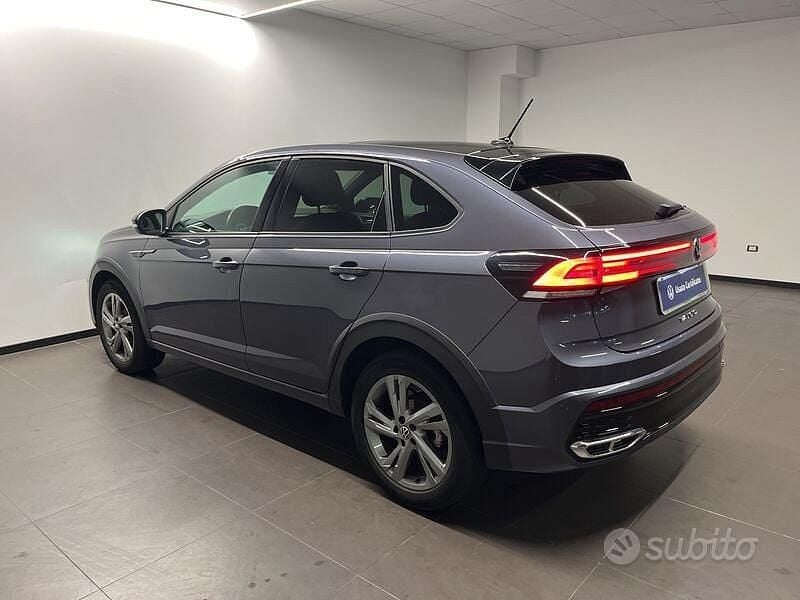 Usata VW Taigo R-line 110 CV (80 kW) 2022 Grigio SUV
