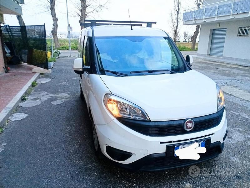 Usata Fiat Doblò 2017 Bianco Monovolume