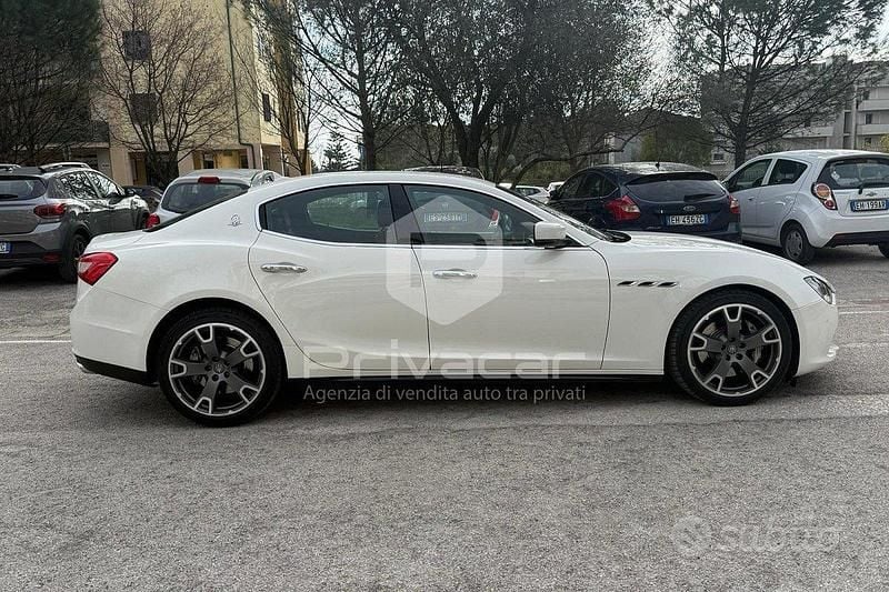 Usata Maserati Ghibli 250 CV (183 kW) 2015 Bianco Berlina