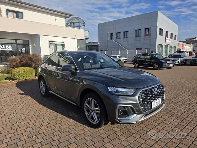 Usata Audi Q5 S-Line 204 CV (150 kW) 2022 Grigio SUV