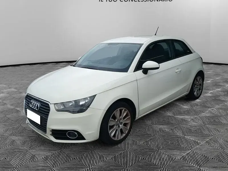 Usata Audi A1 Attraction 122 CV (89 kW) 2010 Utilitaria