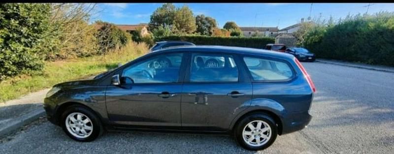 Usata Ford Focus Style 109 CV (80 kW) 2009 Grigio Station wagon