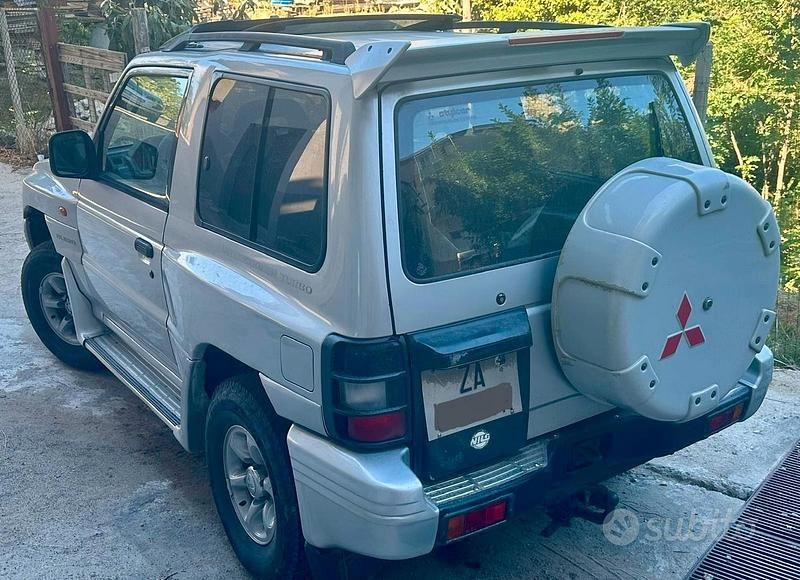 Usata Mitsubishi Pajero 2000 SUV