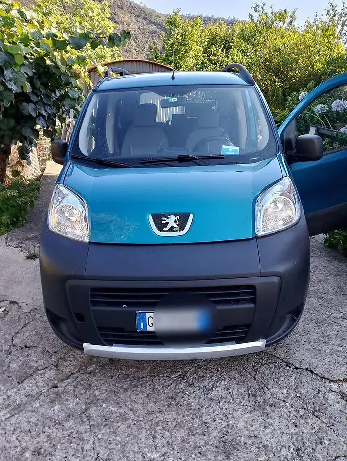 Usata Peugeot Bipper 75 CV (55 kW) 2013 Bluazzurro Monovolume