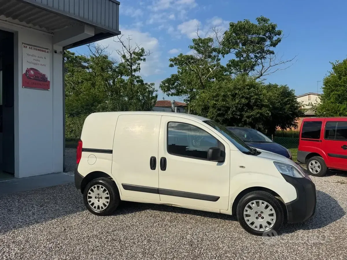 Usata Fiat Fiorino 75 CV (55 kW) 2011 Bianco Monovolume