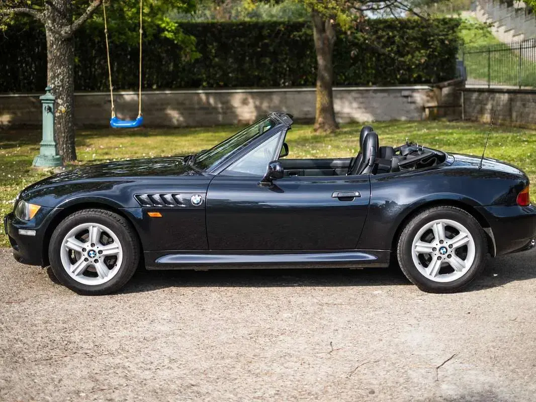Usata BMW Z3 Efficient Dynamics 116 CV (85 kW) 2000 Nero Cabrio