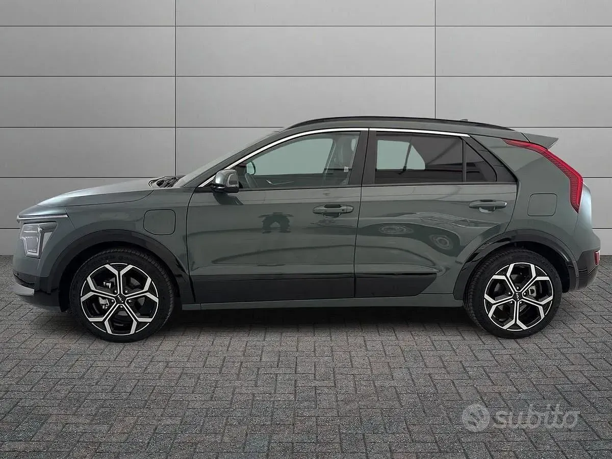 Usata Kia Niro 93 CV (68 kW) 2025 Verde SUV