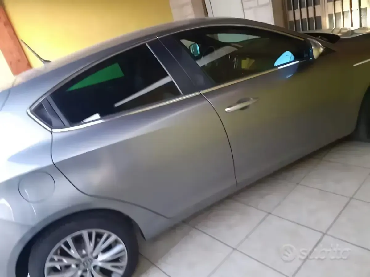 Usata Alfa Romeo Giulietta 170 CV (125 kW) 2012 Utilitaria
